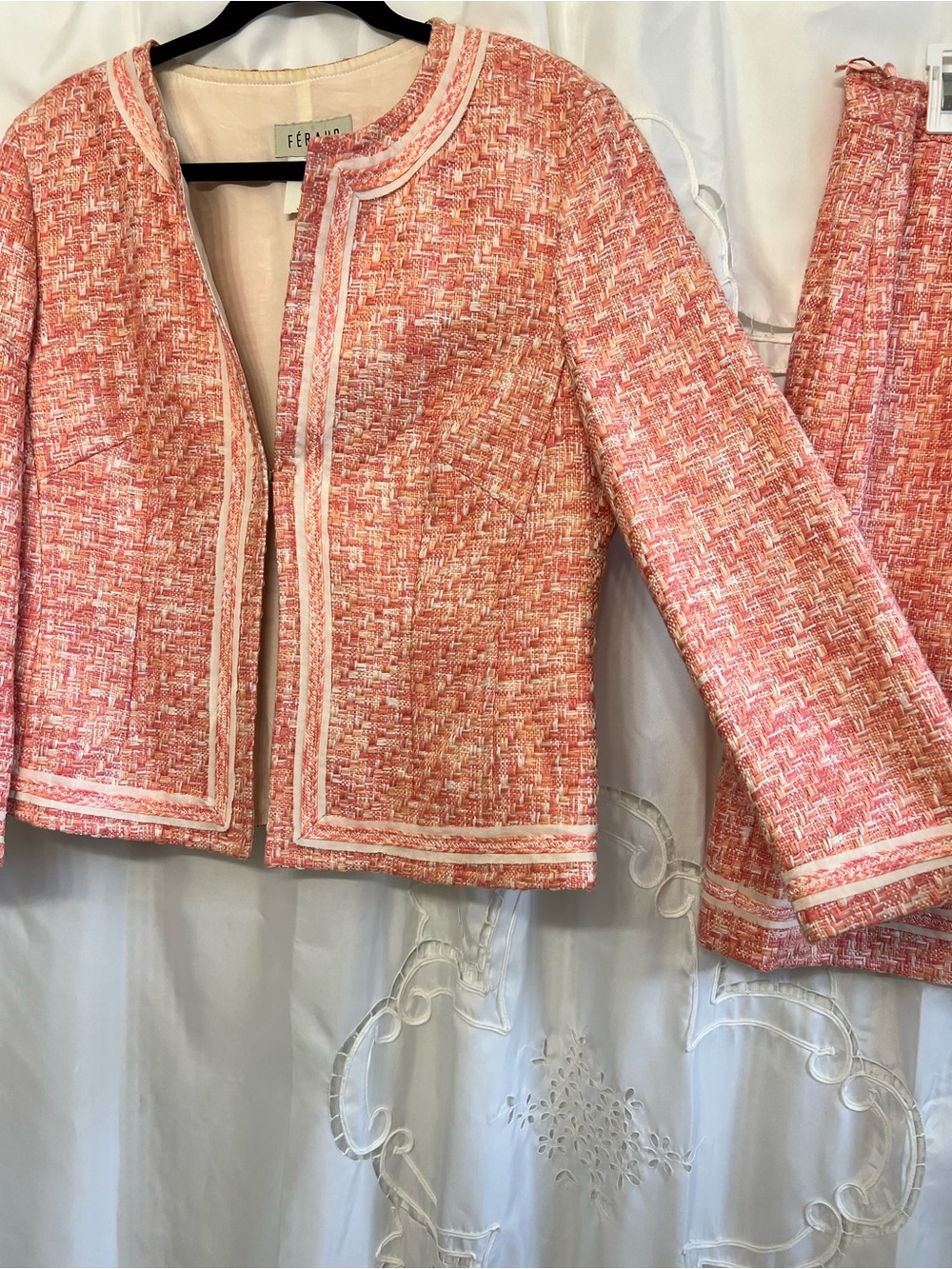 Louis Feraud Tweed Skirt Suit FR 46 US 14 XL Pink Coral Silk Lined 2 Piece - Picture 5 of 16